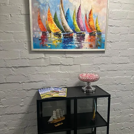 Jahtu Osta, Marina 公寓 文茨皮尔斯